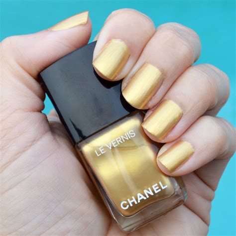 chanel le vernis chaine or|le vernis chanel nail polish.